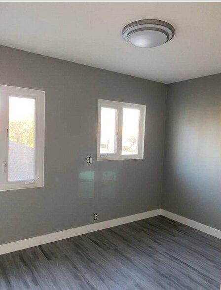 More Photos Of 405 W Broadway, Glendale Apartments For Sale