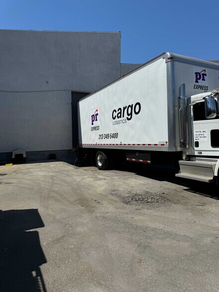 More Photos Of 2254 E 49th St, Vernon Manufacturing For Lease