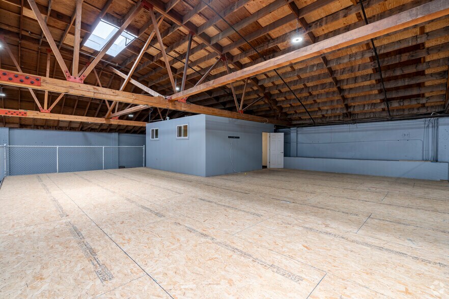 More Photos Of 1975 Timber Way, Reno Warehouse For Sale