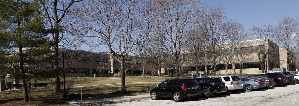 More Photos Of 252 Chapman Rd, Newark Office For Lease