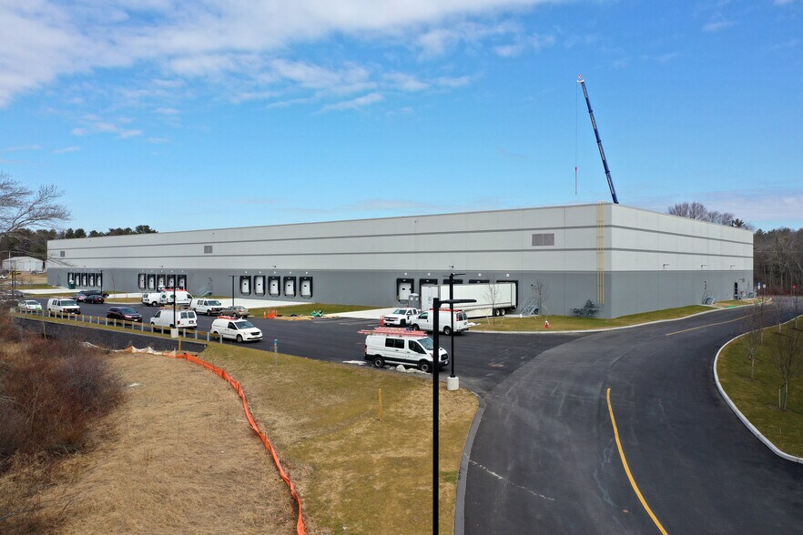 More Photos Of 237 E Main St, Norton Unknown For Lease