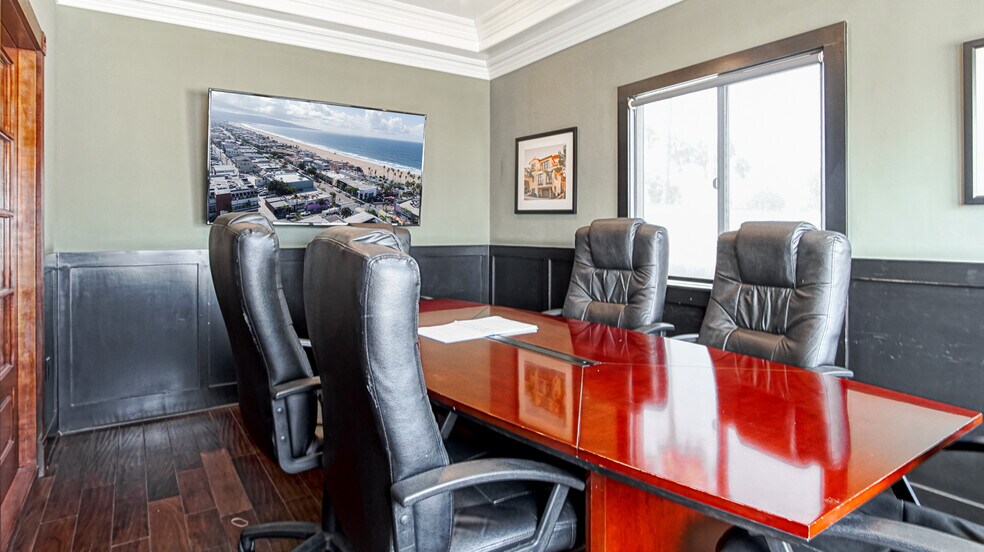 More Photos Of 116 S Catalina Ave, Redondo Beach Office For Lease