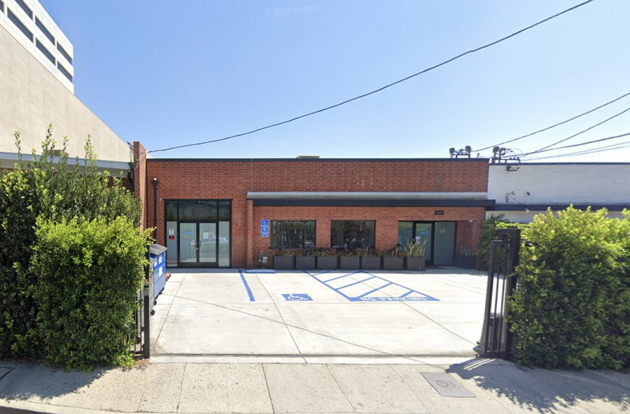 Primary Photo Of 2222 Cotner Ave, Los Angeles Office For Lease