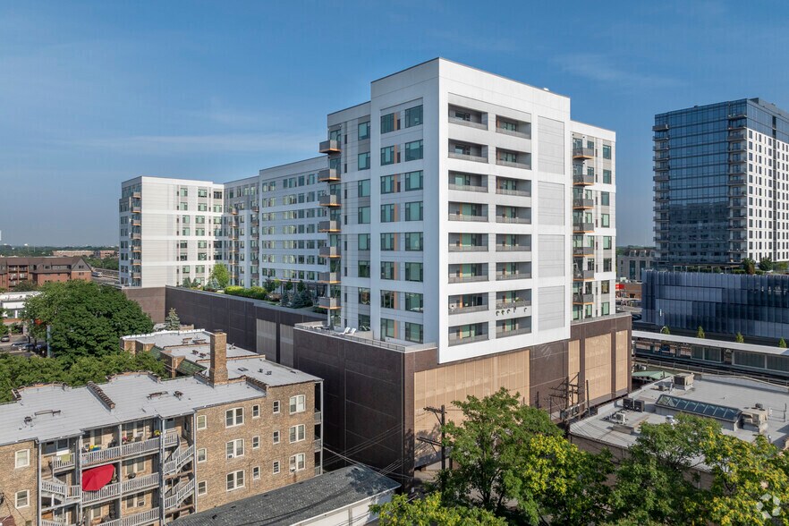 More Photos Of 1133 South Blvd, Oak Park Apartments For Lease