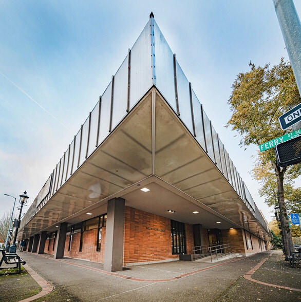More Photos Of 544 Ferry St SE, Salem Office For Lease