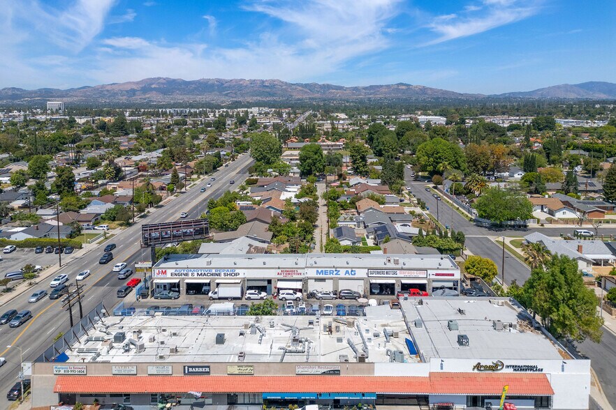 More Photos Of 8332 Tampa Ave, Northridge Auto Repair For Sale