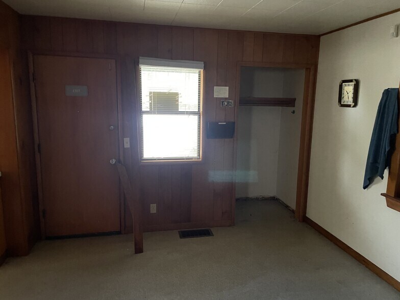 More Photos Of 1107 3rd St, Tillamook Healthcare For Sale
