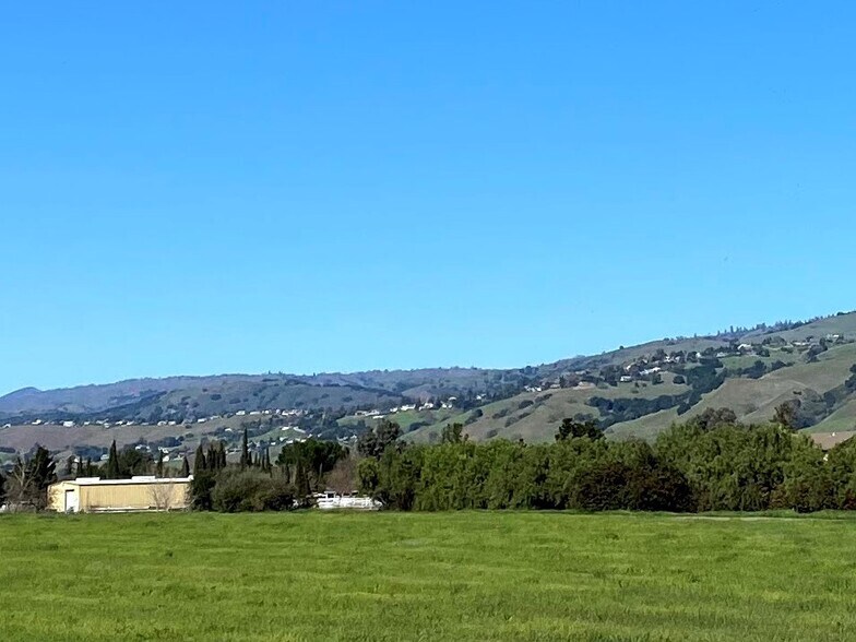 More Photos Of 905 E San Martin Ave, San Martin Land For Sale