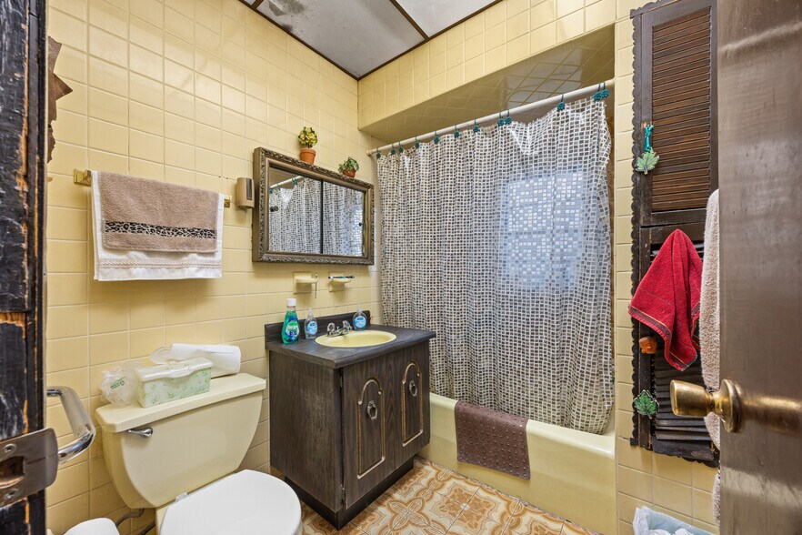 More Photos Of 2504 Ocean Ave, Brooklyn Land For Sale