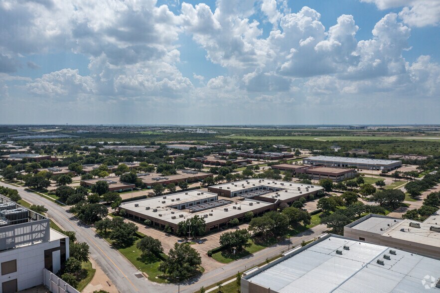 More Photos Of 3150 Premier Dr, Irving Unknown For Lease