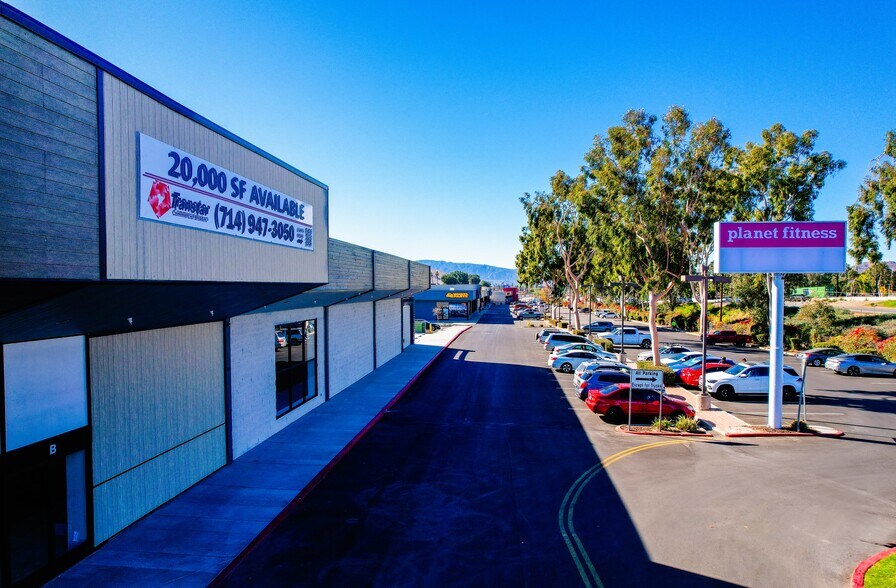 More Photos Of 3382-3392 Tyler St, Riverside Unknown For Lease