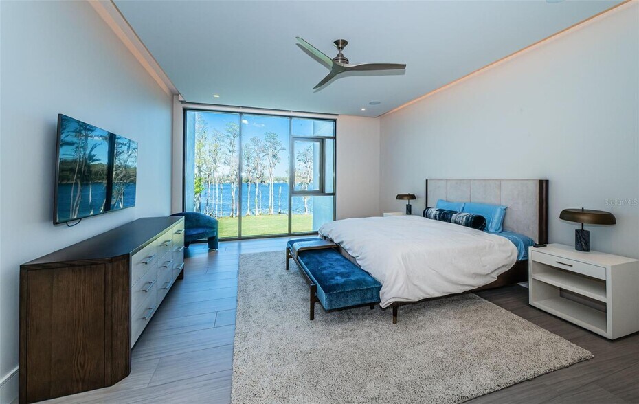 More Photos Of 18725 Jiretz Rd, Odessa Flex For Sale