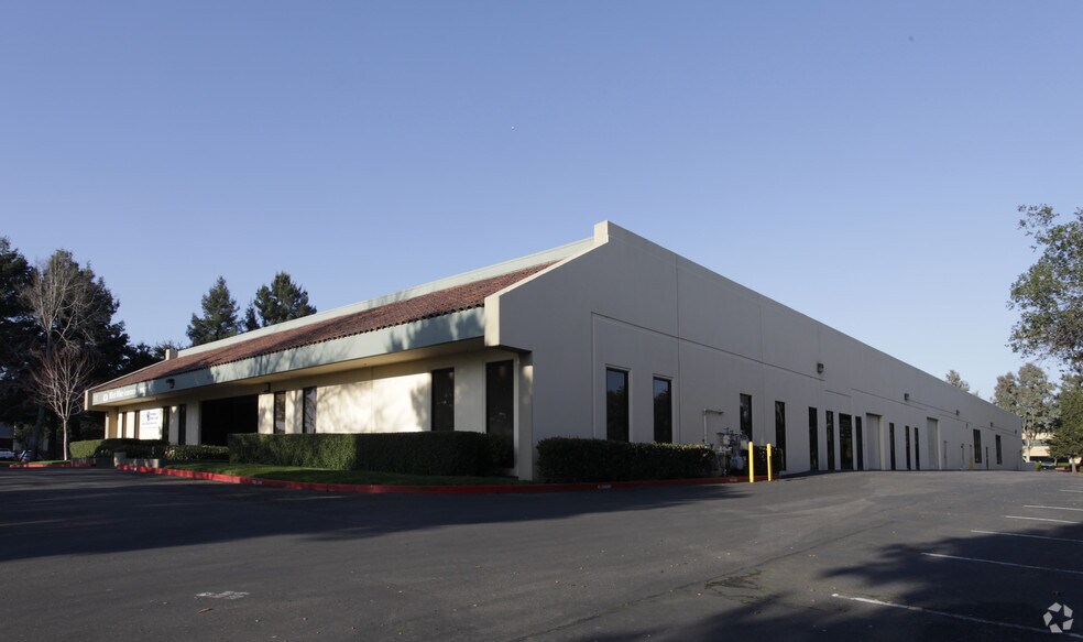 More Photos Of 1372 N McDowell Blvd, Petaluma Industrial For Lease