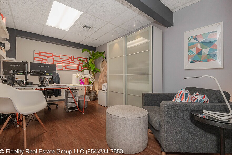 More Photos Of 3650 Coral Ridge Dr, Coral Springs Light Manufacturing For Sale