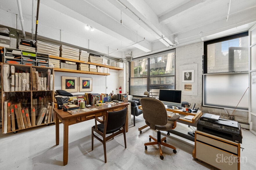 More Photos Of 450 W 31st St, New York Loft Creative Space For Sale
