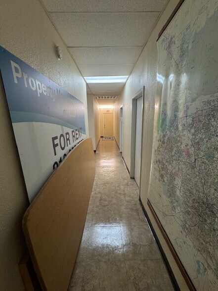 More Photos Of 1747 Citadel Plz, San Antonio Office For Sale