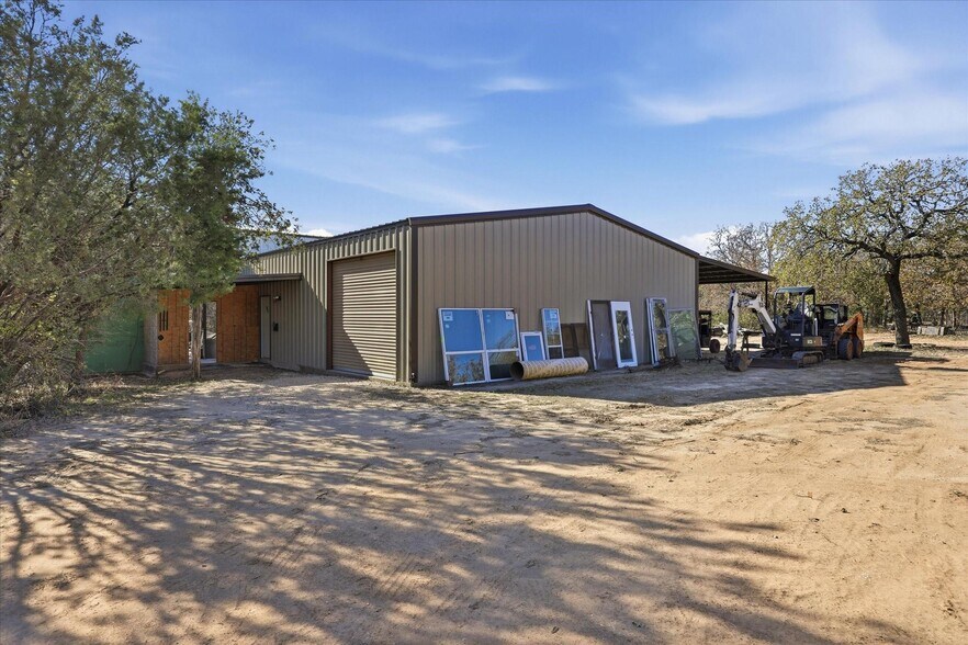 More Photos Of 8980 County Road 156, Bluff Dale Land For Sale