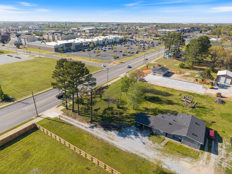More Photos Of 315 S Promenade Blvd, Rogers Land For Sale