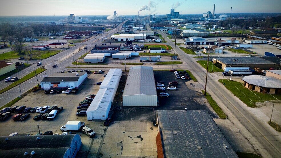 More Photos Of 1750 N 21st St, Decatur Industrial For Lease