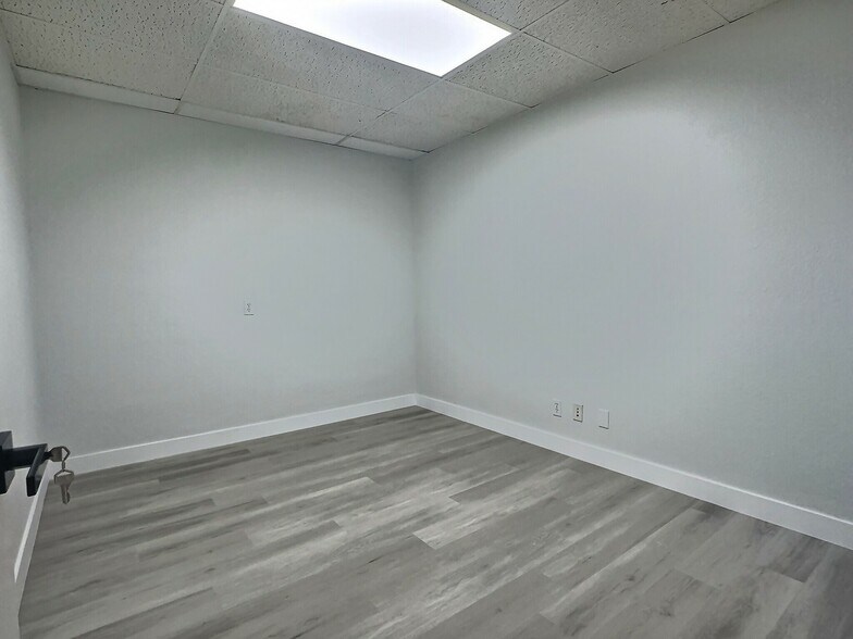 More Photos Of 3521 Mission Ave, Carmichael Medical For Lease