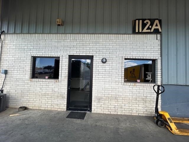 More Photos Of 112 Flecha Ln, Laredo Distribution For Lease