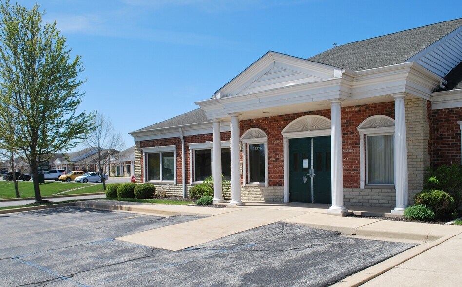 More Photos Of 11376 Broadway, Crown Point Office For Sale