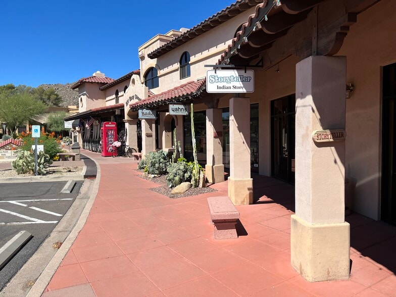 More Photos Of 201 Easy St, Carefree General Retail For Lease