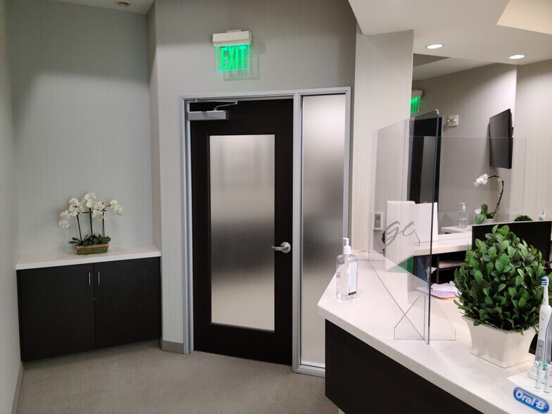 More Photos Of 2240 N Harbor Blvd, Fullerton Medical For Lease