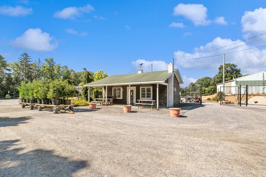 More Photos Of 185 N Country Rd, Mount Sinai Garden Center For Sale