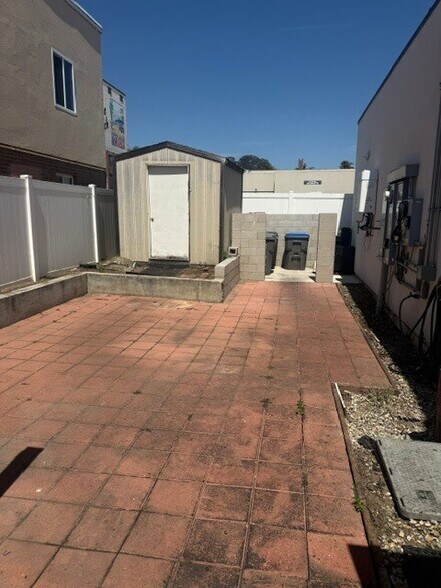 More Photos Of 620 Cypress St, Pismo Beach Storefront For Lease