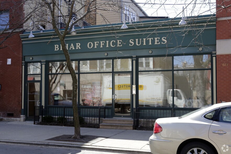 More Photos Of 613 W Briar Pl, Chicago Storefront For Lease