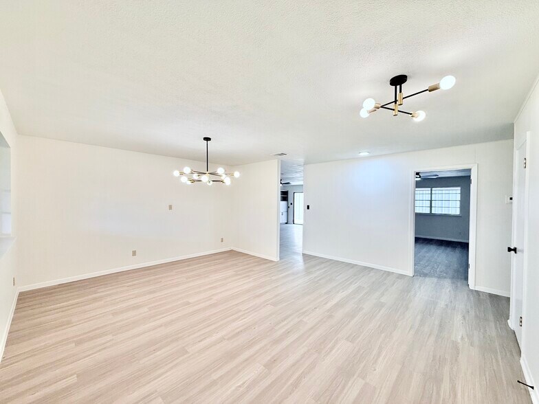 More Photos Of 10025 Farm to Market 1660, Hutto Warehouse For Sale