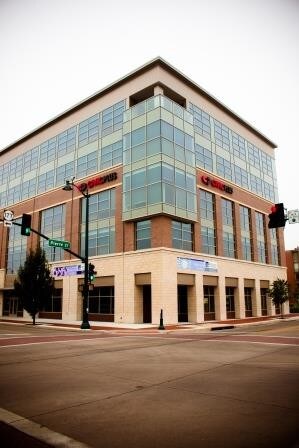 More Photos Of 302 S 4th St, Manhattan Office For Lease