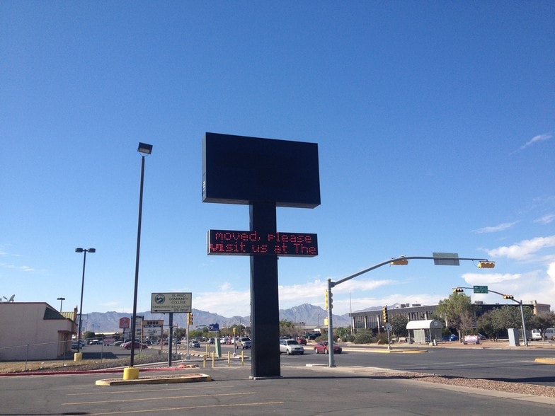 More Photos Of 9010 Viscount Blvd, El Paso Freestanding For Lease