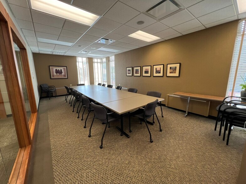 More Photos Of 417 Monroe Ave, Green Bay Medical For Lease