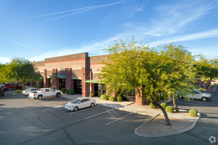 Primary Photo Of 190 E Corporate Pl, Chandler Warehouse For Lease