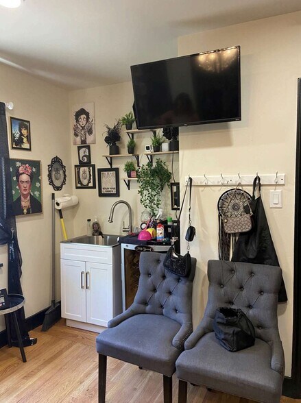 More Photos Of 444 Pyramid Way, Sparks Medical For Lease