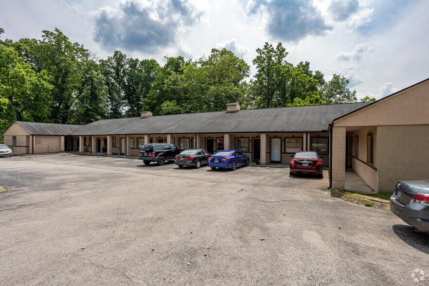 More Photos Of 2215 Buffalo Trl, Morristown Apartments For Sale