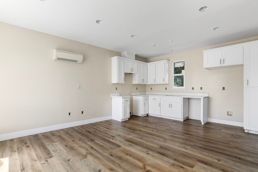 More Photos Of , Sacramento Unknown For Sale