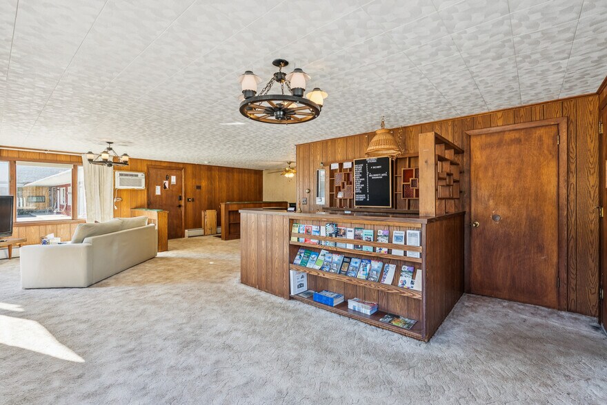 More Photos Of 1132 S Main St, Bryant Pond Hotel For Sale
