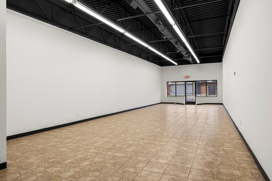 More Photos Of 10433 W McNichols Rd, Detroit Storefront Retail Office For Lease