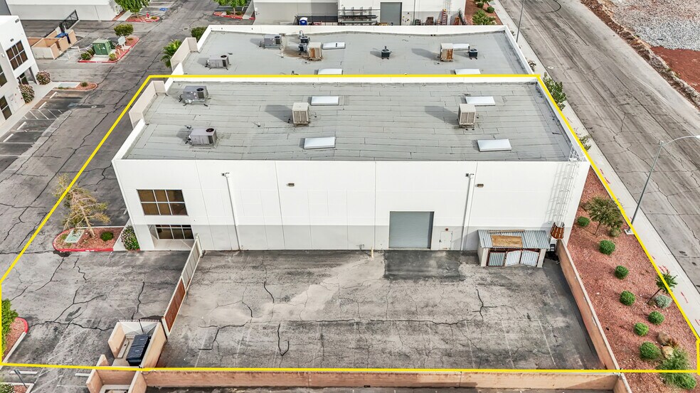 More Photos Of 6675 Schuster St, Las Vegas Warehouse For Lease