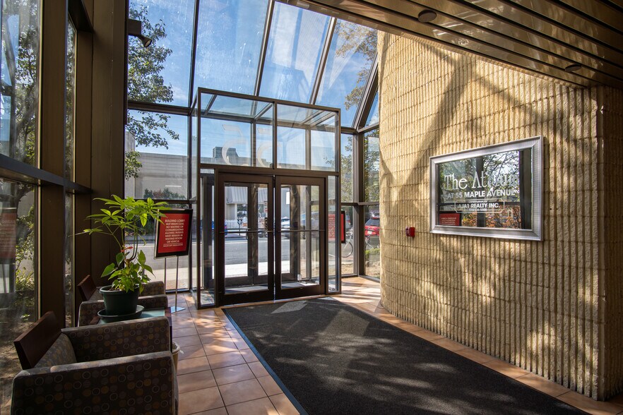 More Photos Of 55 Maple Ave, Rockville Centre Medical For Lease