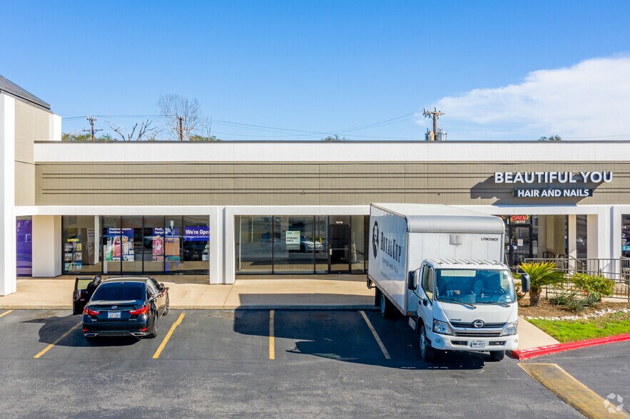 More Photos Of 13402-13486 San Pedro Ave, San Antonio Unknown For Lease