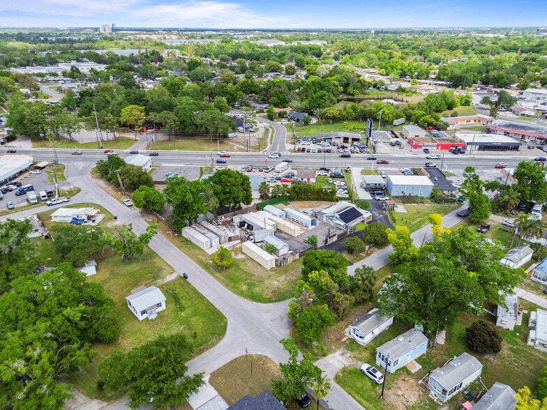 More Photos Of 5424 Edgewater Dr, Orlando Flex For Lease