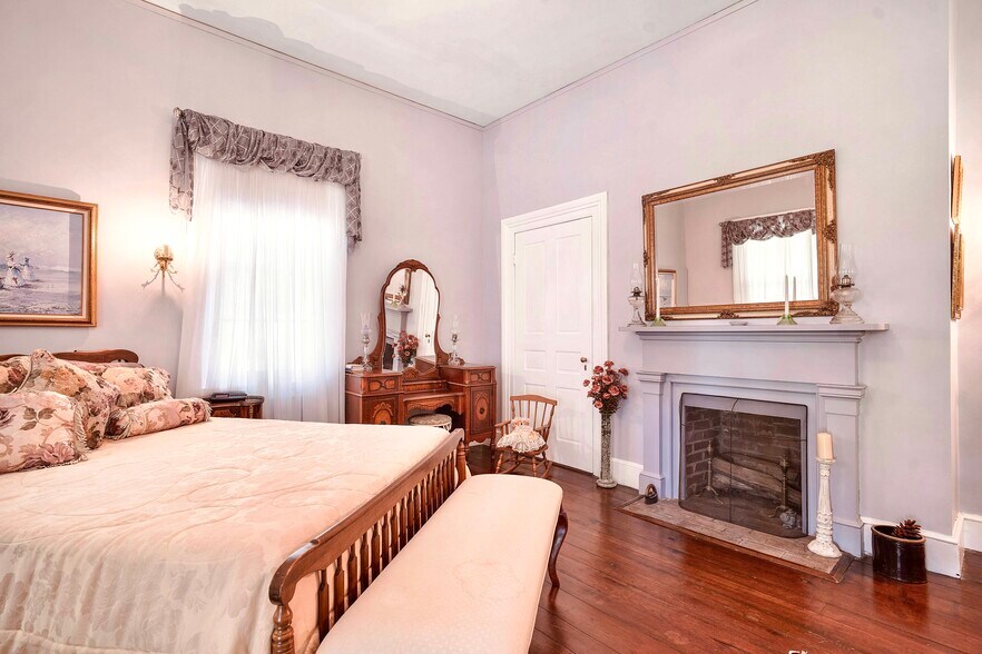 More Photos Of 1902 Jefferson Pike, Knoxville Lodge Meeting Hall For Sale