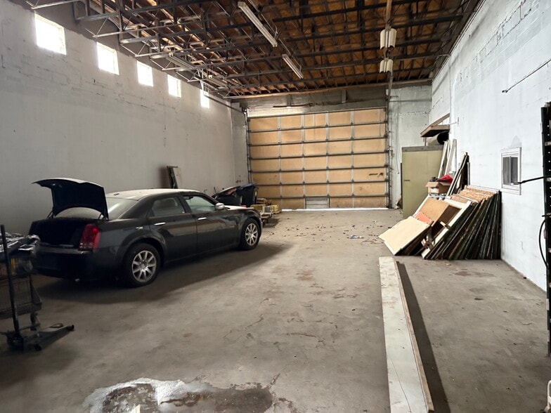 More Photos Of 8725 Harper Ave, Detroit Warehouse For Sale
