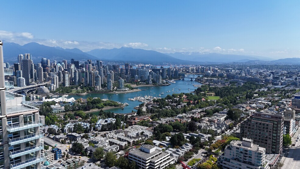 More Photos Of 2566-2584 Granville St, Vancouver Storefront For Sale