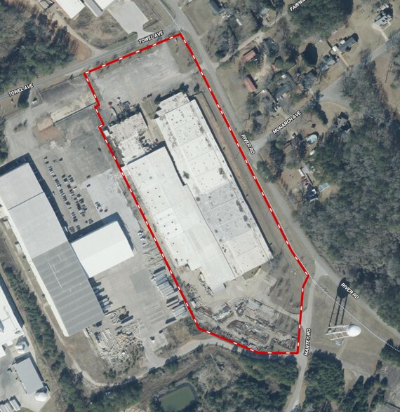 More Photos Of 866 River Rd, Valley Manufacturing For Sale