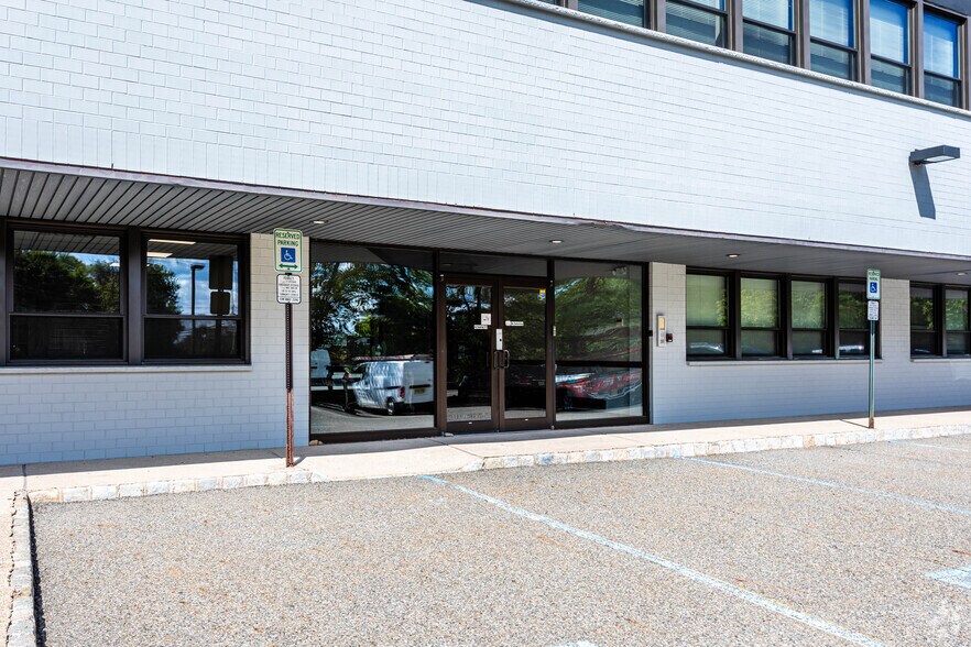 More Photos Of 760 Rt 10, Whippany Office For Lease